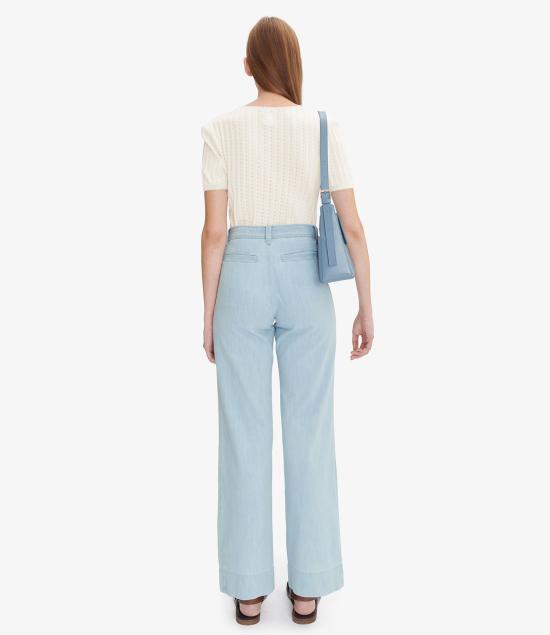 Short -sleeved t -shirt