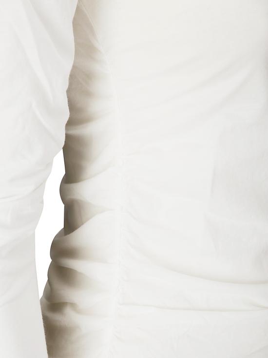 Long -sleeved t -shirt