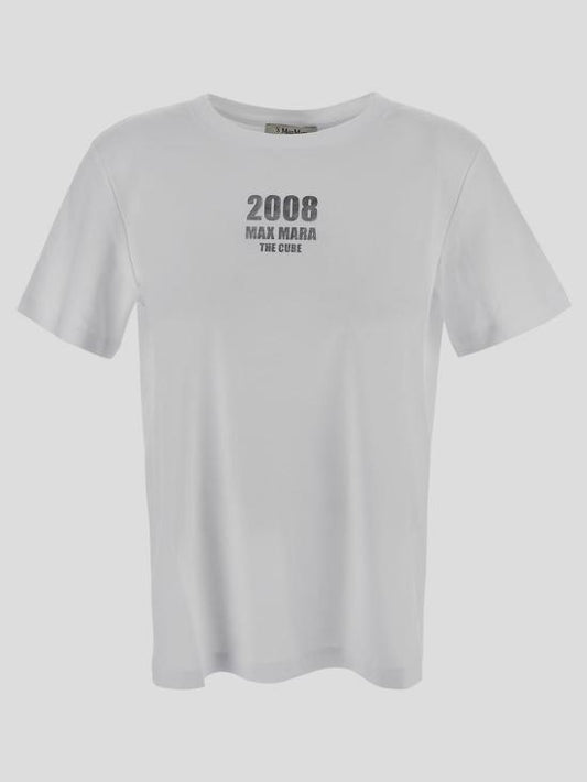Short -sleeved t -shirt