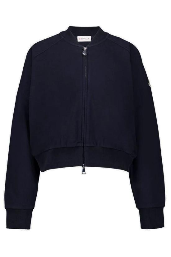 Long -sleeved t -shirt