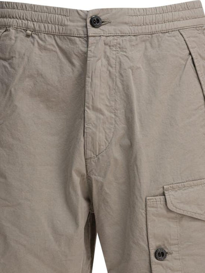 Short pants