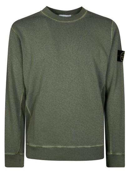 Long -sleeved t -shirt