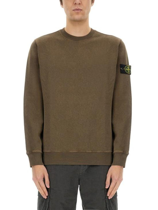 Long -sleeved t -shirt