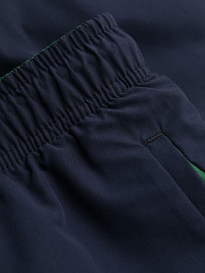 Short pants