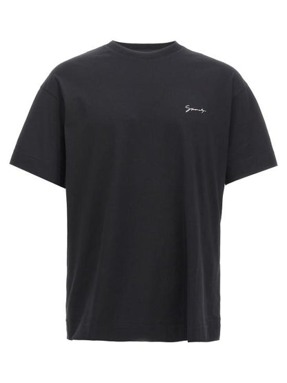 Short -sleeved t -shirt