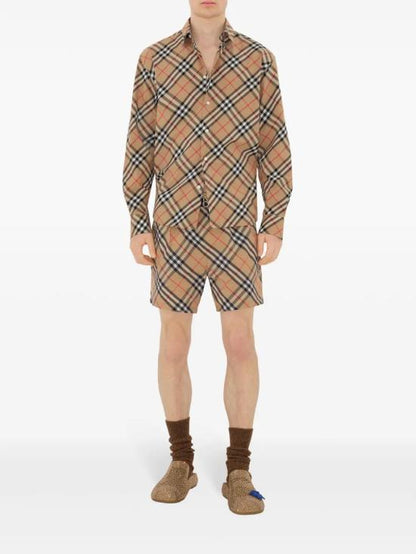 Short pants