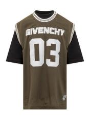 Short -sleeved t -shirt