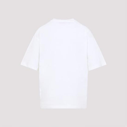 Short -sleeved t -shirt