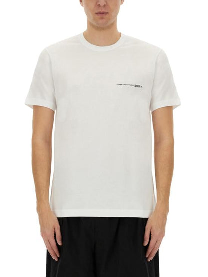 Short -sleeved t -shirt