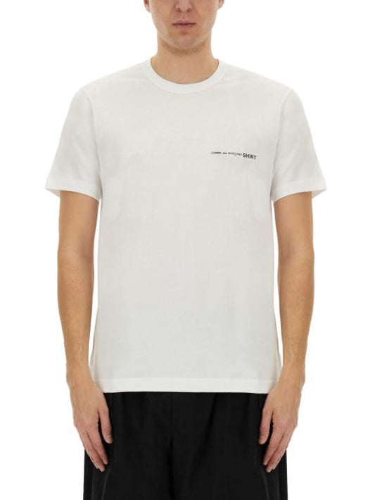 Short -sleeved t -shirt