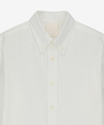 Long -sleeved shirt