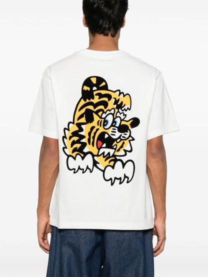 Short -sleeved t -shirt