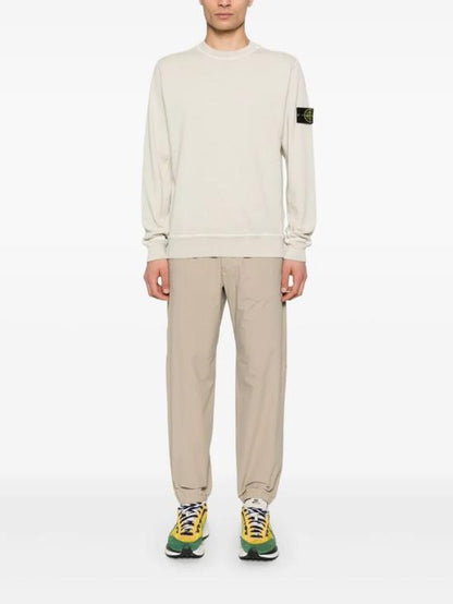 Long -sleeved t -shirt