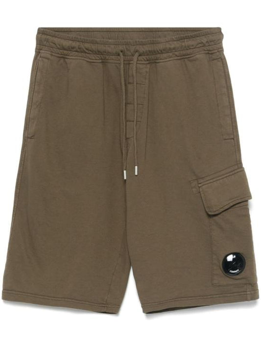 Short pants