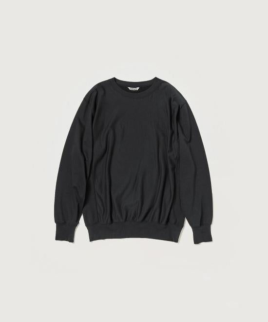 Long -sleeved t -shirt