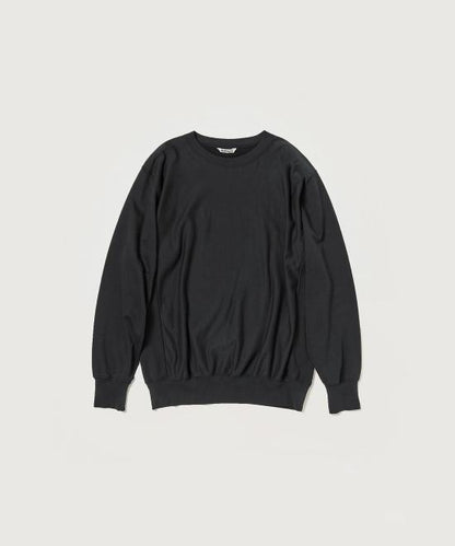 Long -sleeved t -shirt