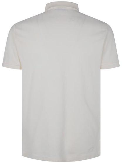 Short -sleeved t -shirt