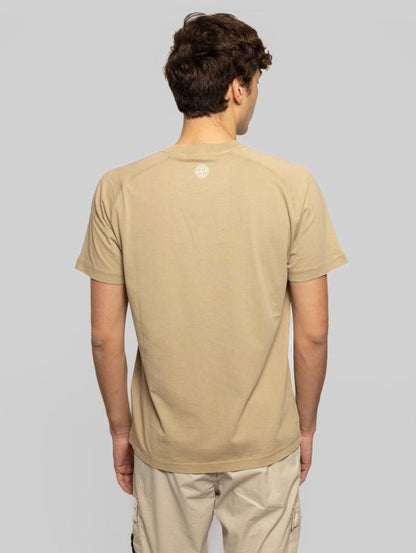 Short -sleeved t -shirt