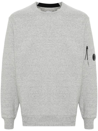 Long -sleeved t -shirt