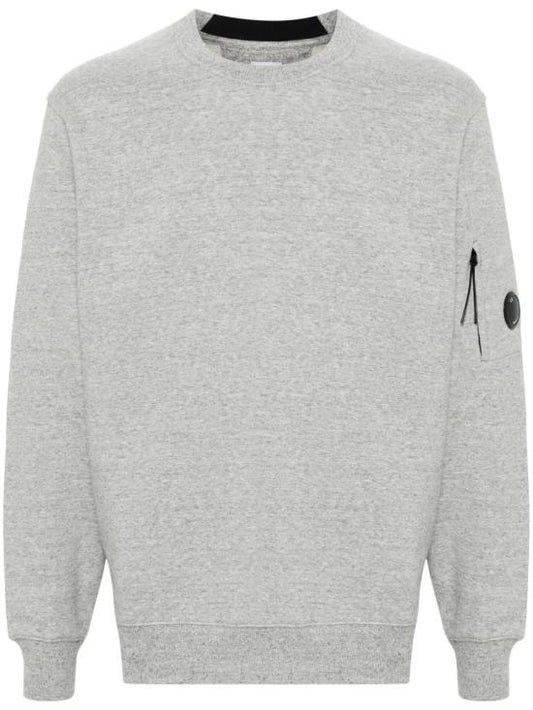 Long -sleeved t -shirt