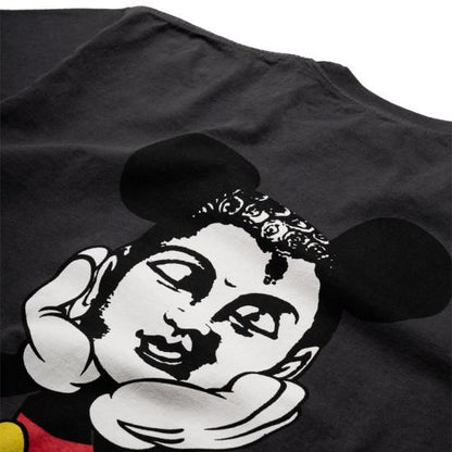 Short -sleeved t -shirt