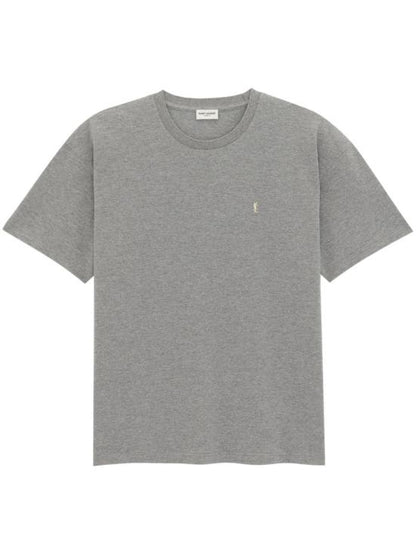 Short -sleeved t -shirt