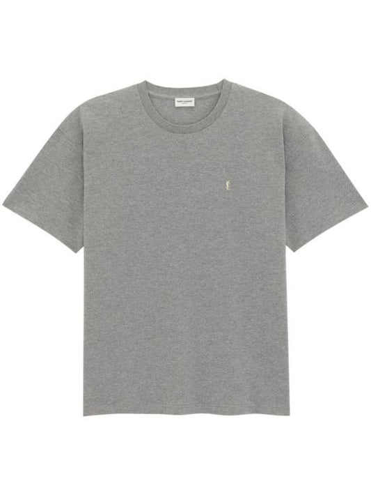 Short -sleeved t -shirt