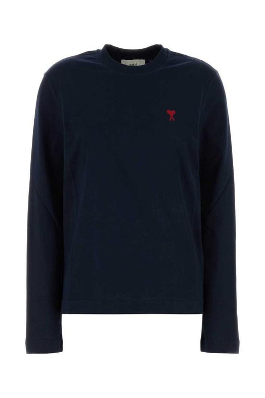 Long-sleeved t-shirt