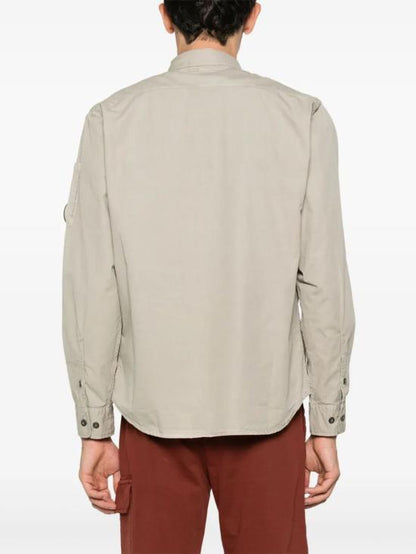 Long -sleeved shirt