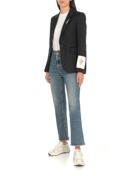 أحذية رياضية