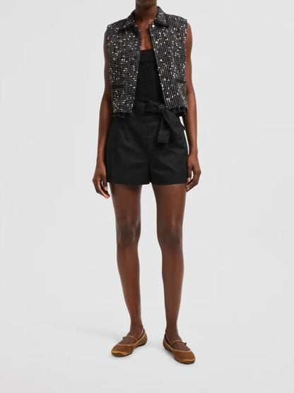 Short pants