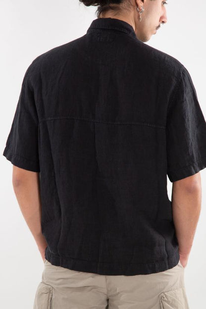 Short -sleeved shirt