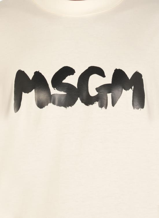 Short -sleeved t -shirt