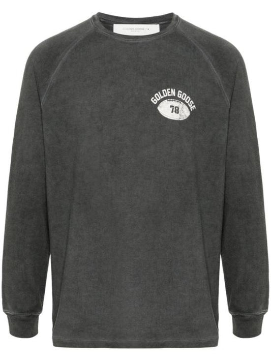 Long -sleeved t -shirt