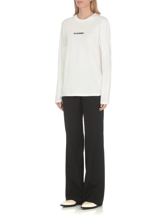 Long -sleeved t -shirt