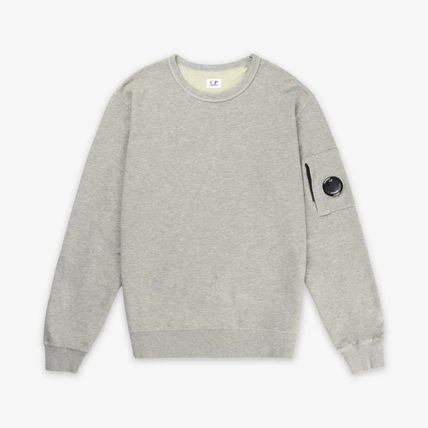 Long -sleeved t -shirt