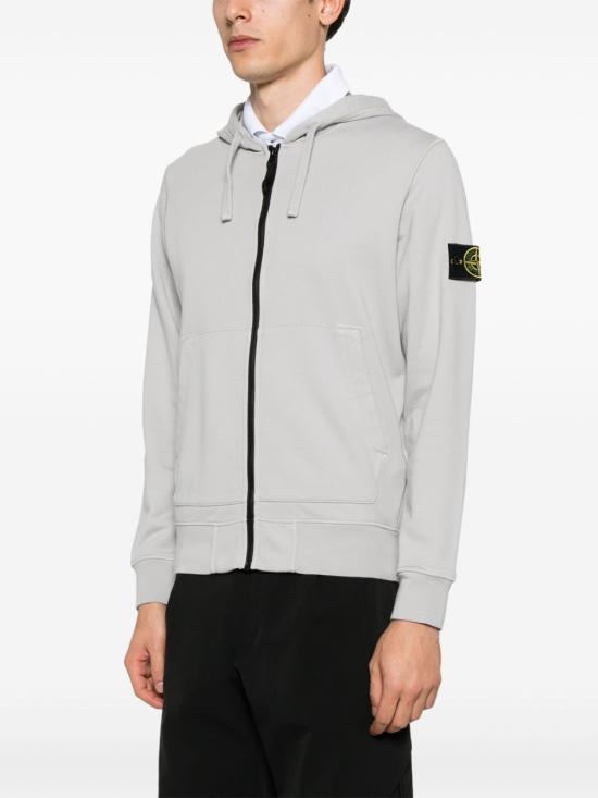 Long -sleeved t -shirt