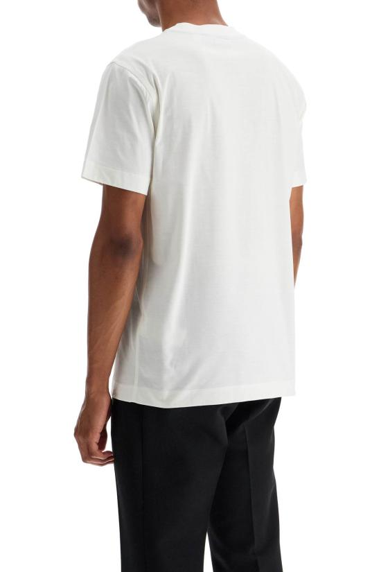 Short -sleeved t -shirt