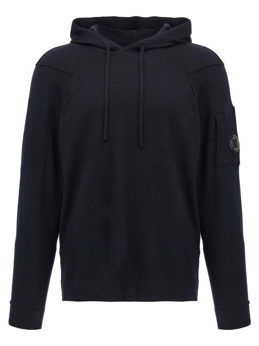Hood t -shirt